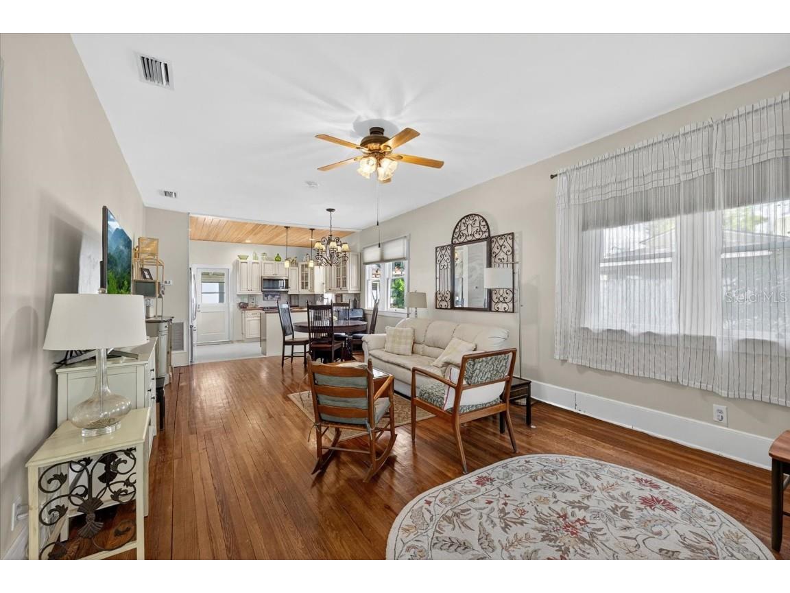 6207 Main Street New Port Richey FL 34653 W7880919 image8