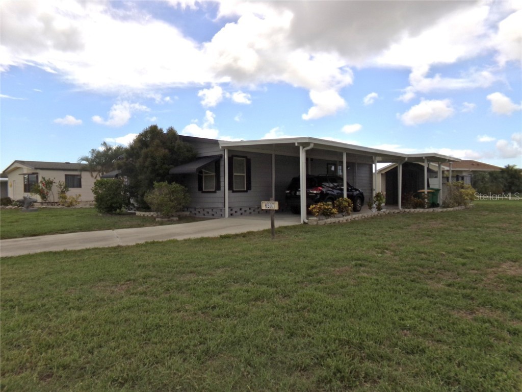 6207 Oriole Boulevard Englewood FL 34224 D6137290 image1