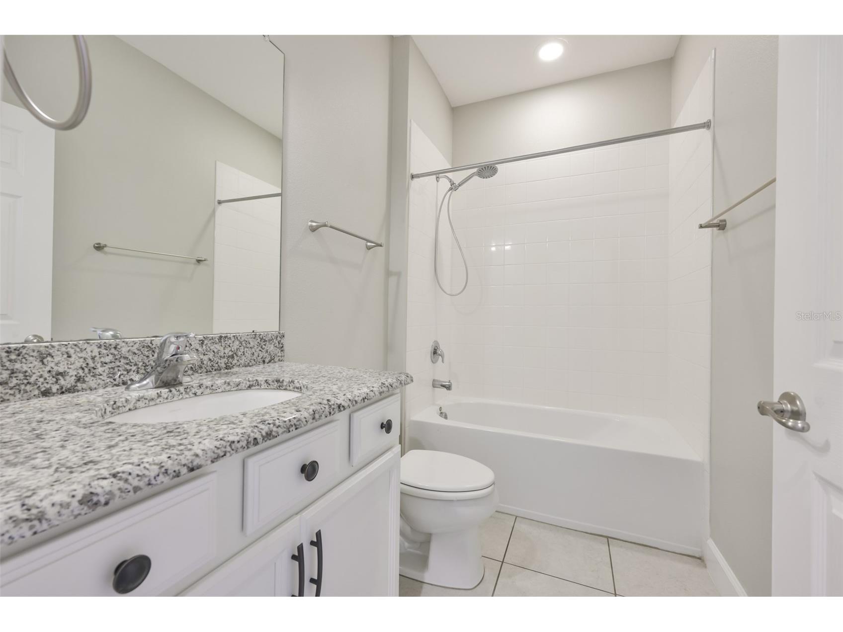 6207 Voyagers Place Apollo Beach FL 33572 TB8502802 image12