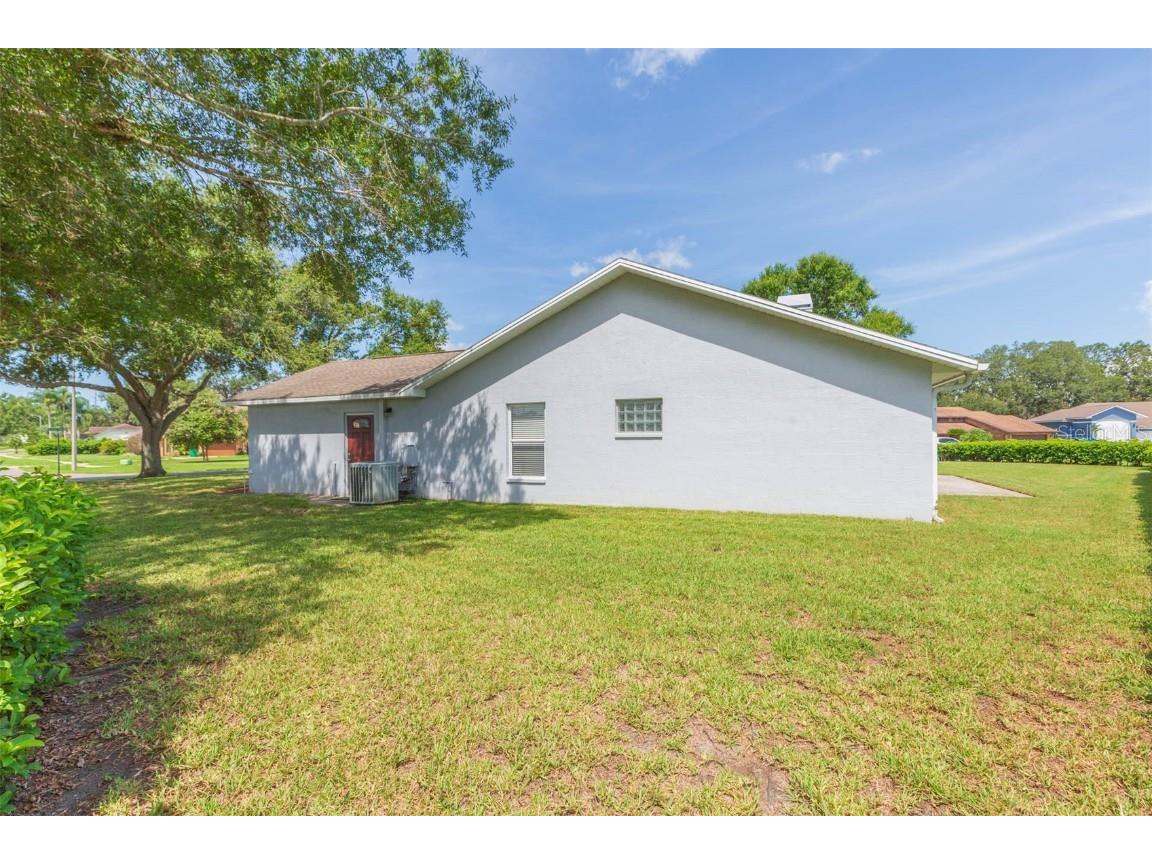 6208 Huntington Drive Zephyrhills FL 33542 TB8406828 image40