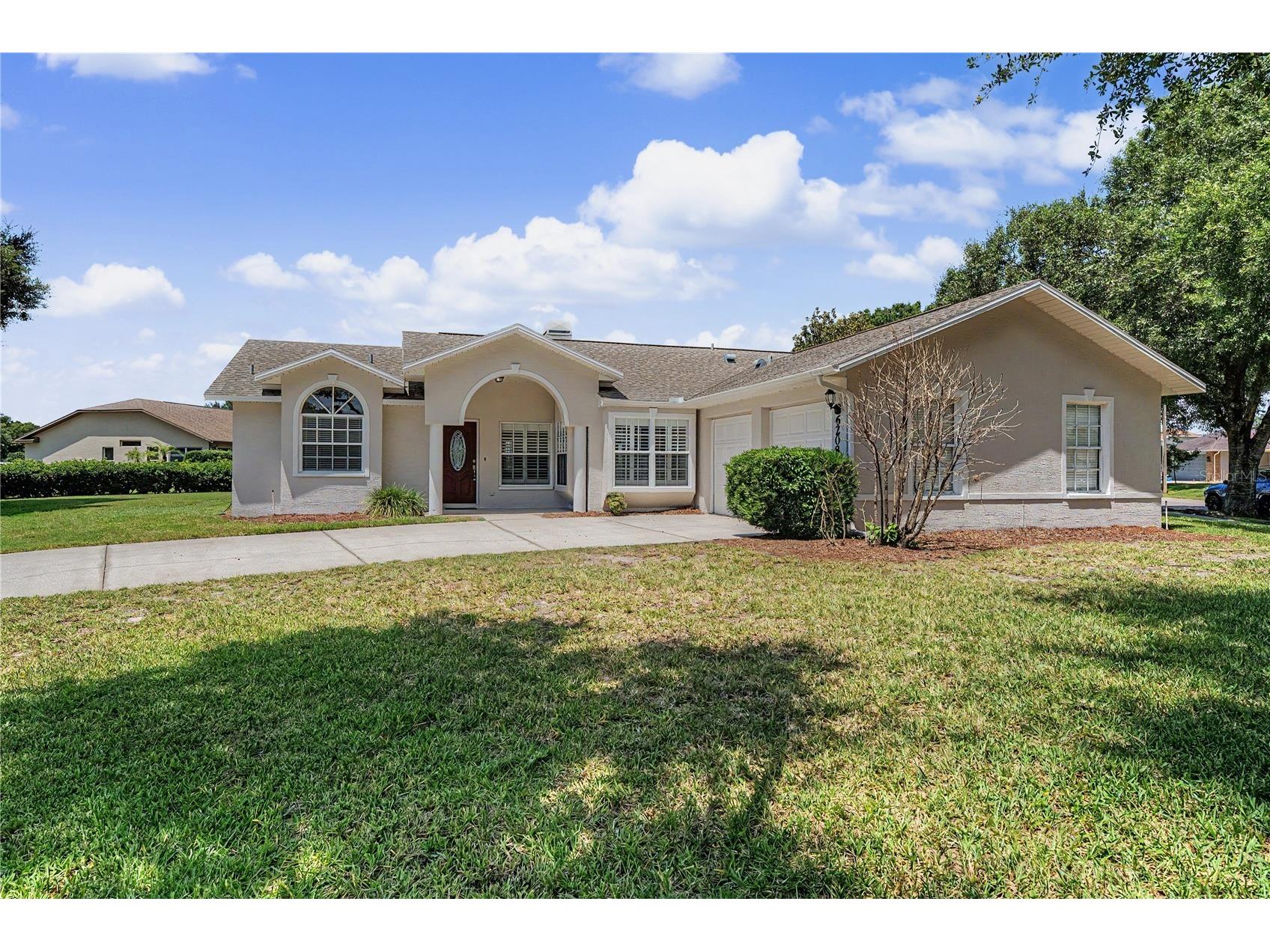 6208 Huntington Drive Zephyrhills FL 33542 TB8503936 image1