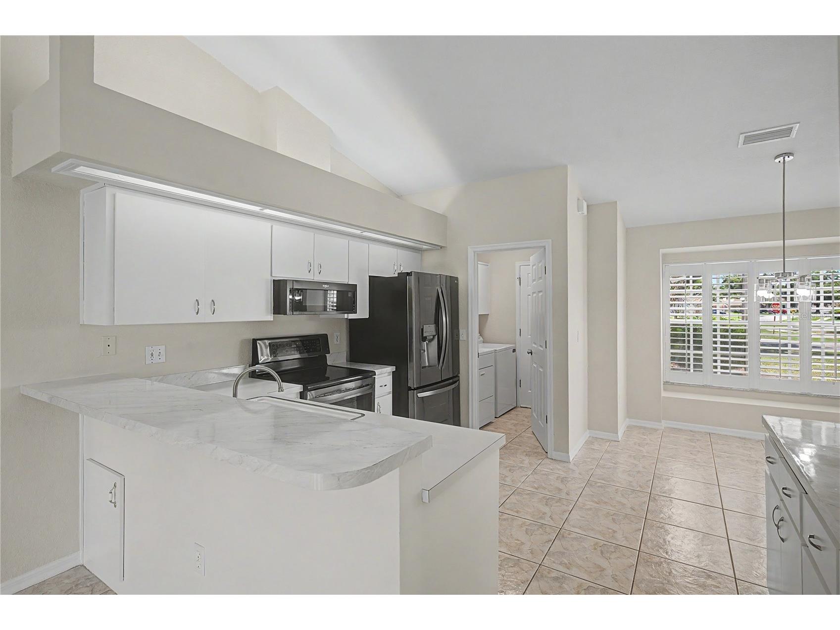 6208 Huntington Drive Zephyrhills FL 33542 TB8503936 image25