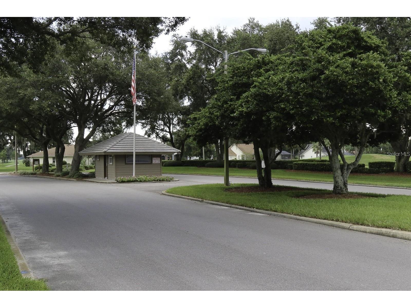 6208 Huntington Drive Zephyrhills FL 33542 TB8503936 image48