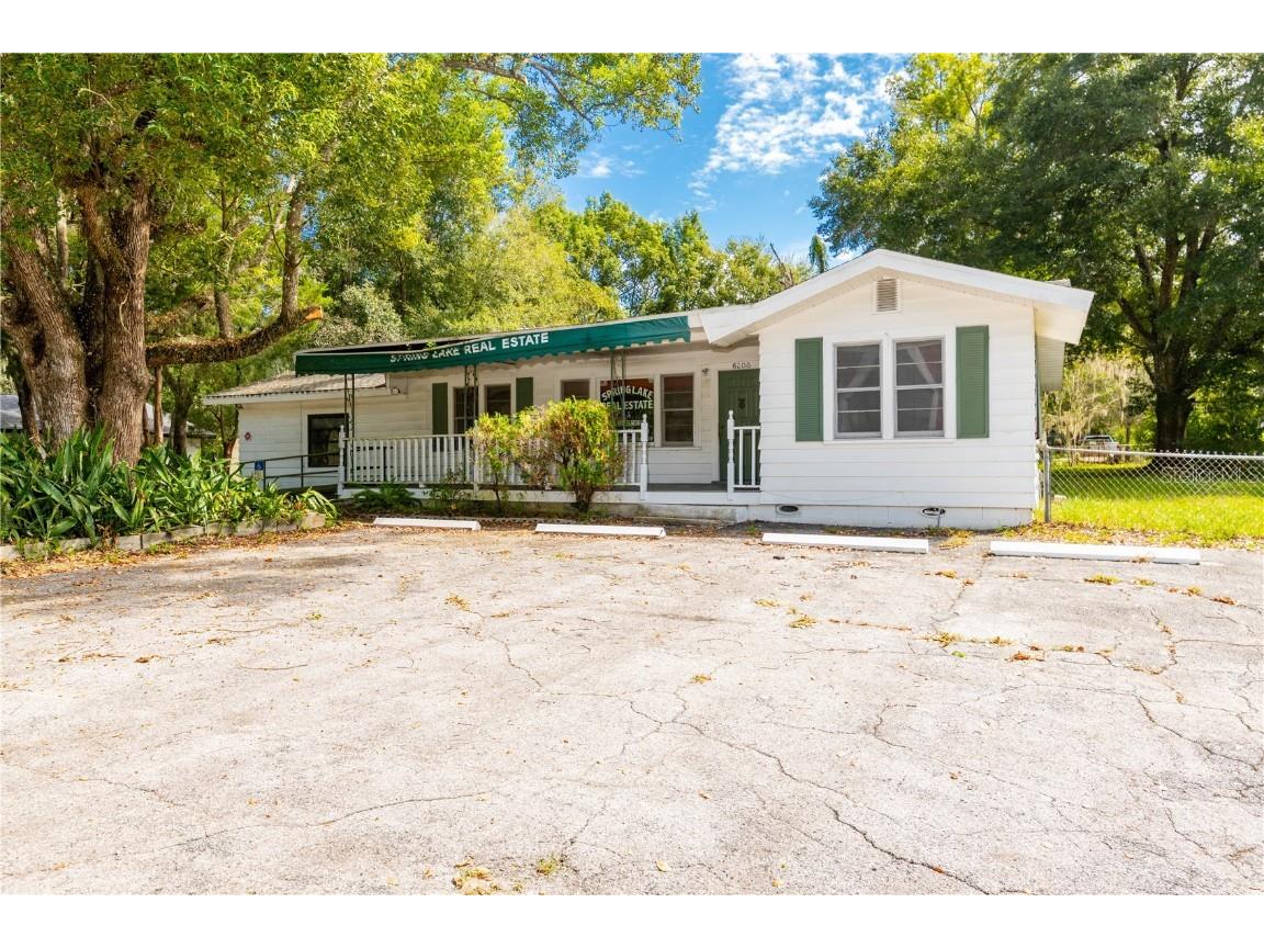 6208 Spring Lake Highway Brooksville FL 34601 W7858381 image1