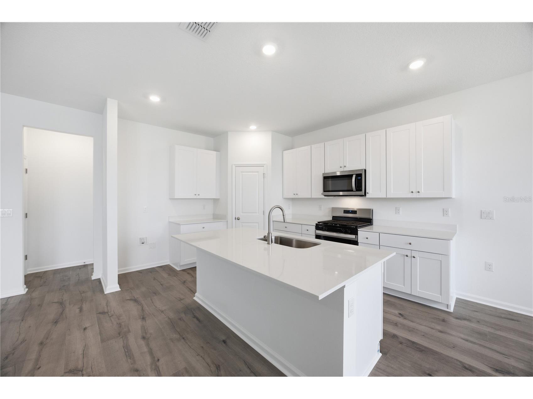 6209 Sanders Grove Circle Okahumpka FL 34762 G5113812 image11