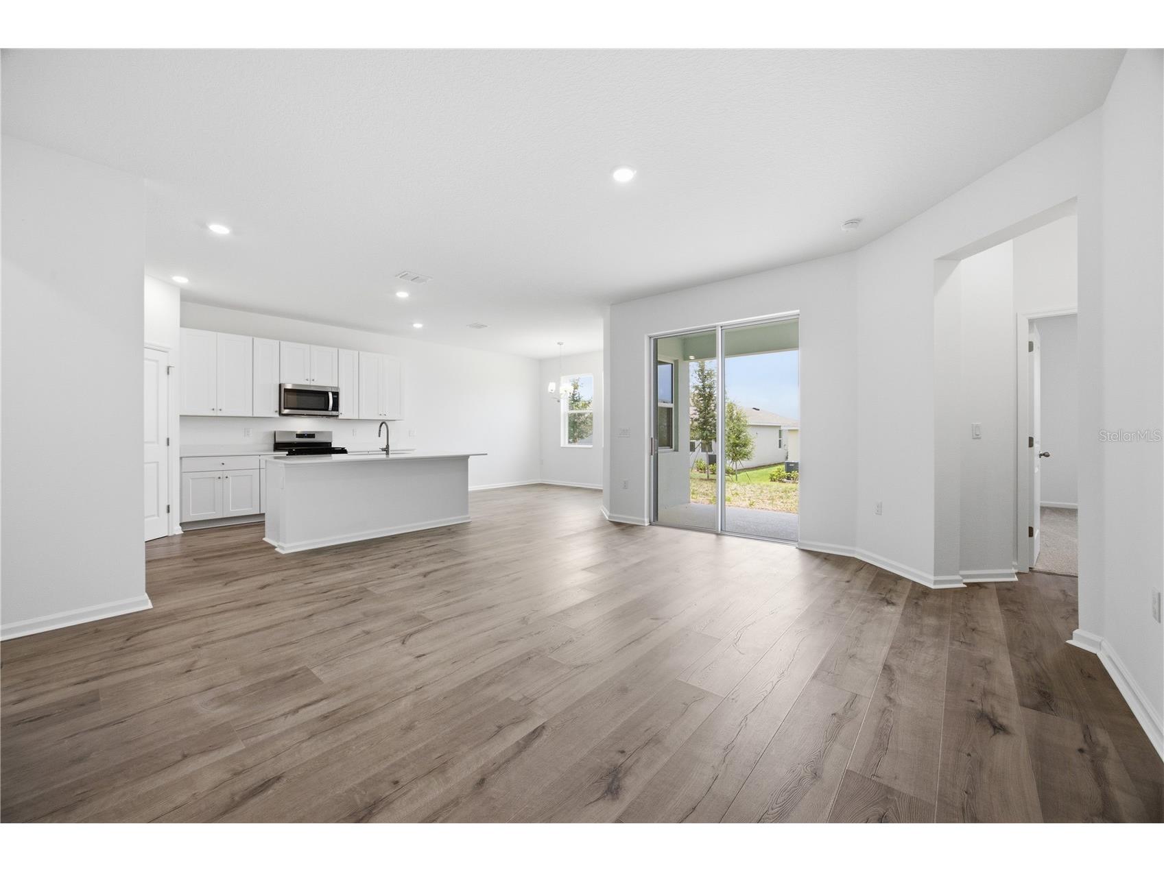 6209 Sanders Grove Circle Okahumpka FL 34762 G5113812 image9
