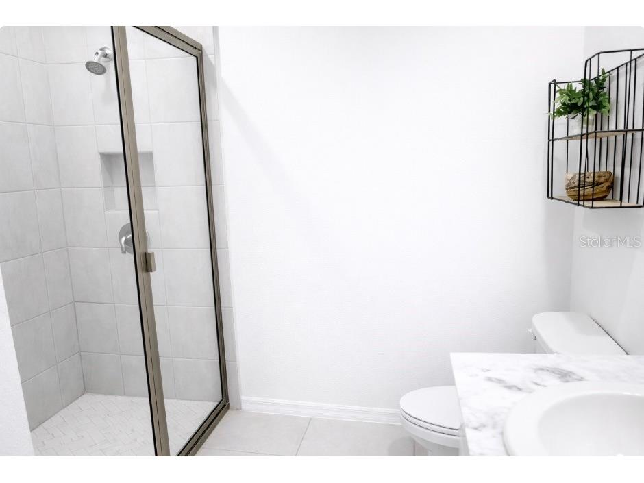 621 157th Court E Bradenton FL 34212 A4675917 image7