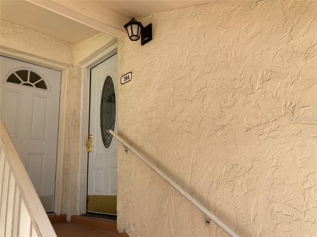 621 99th Avenue N #204 Saint Petersburg FL 33702 U8218655 image1