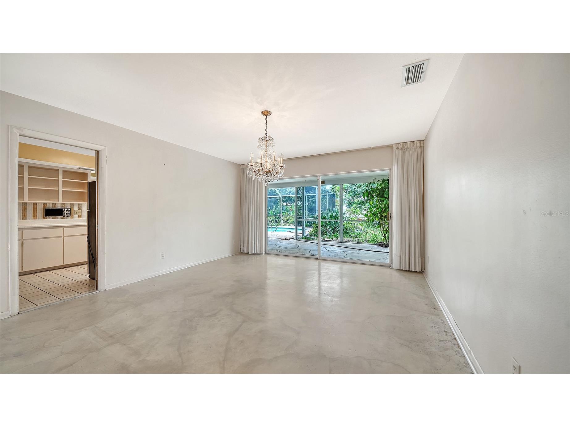 621 Alhambra Road Venice FL 34285 A4696116 image17