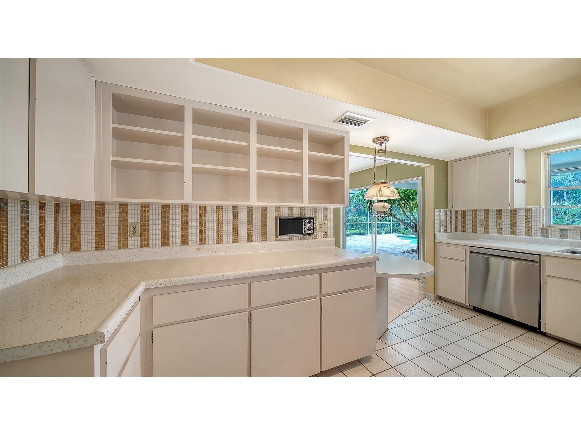 621 Alhambra Road Venice FL 34285 - GULF OF MEXICO A4696226 image19