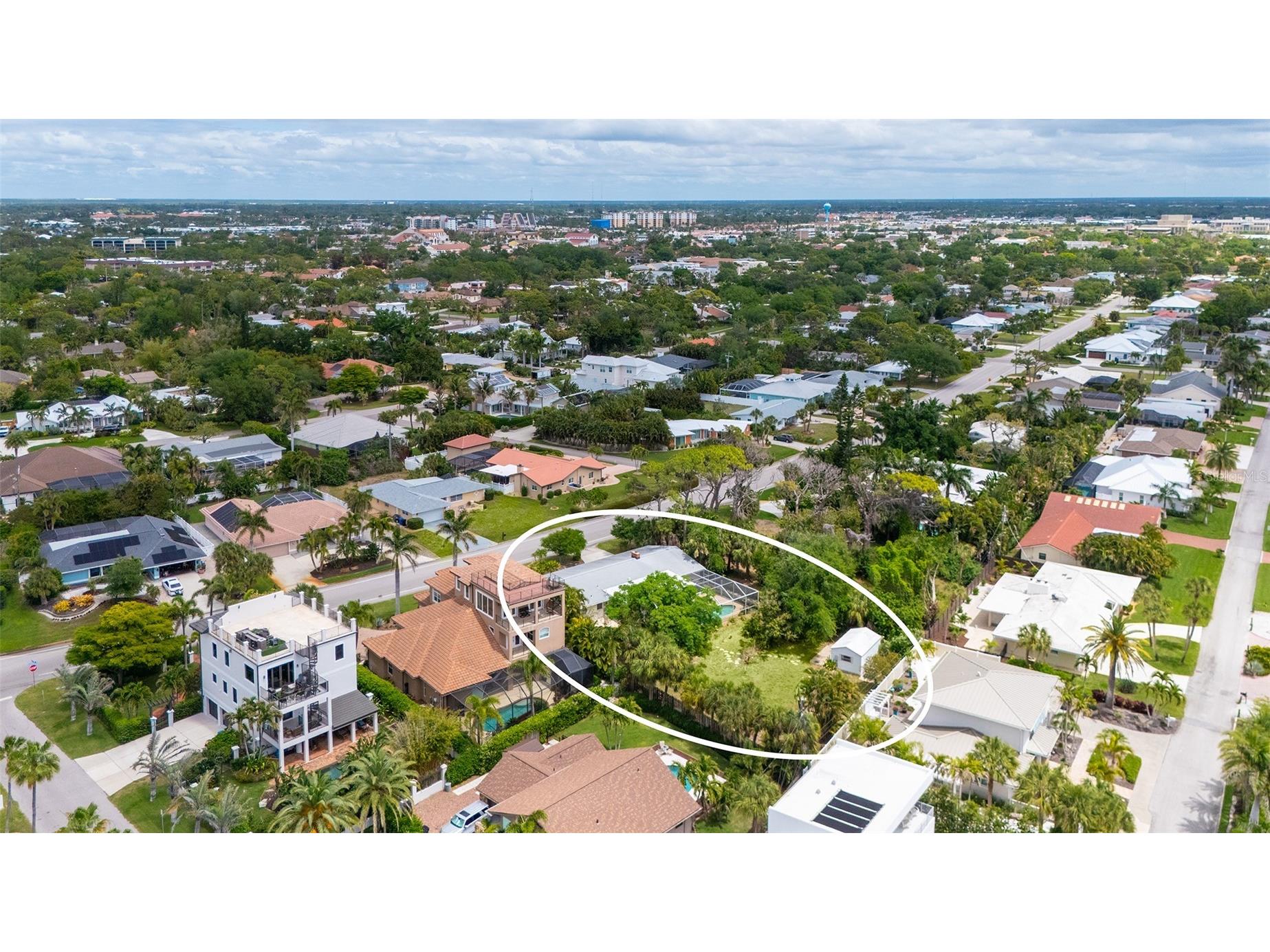 621 Alhambra Road Venice FL 34285 - GULF OF MEXICO A4696226 image3
