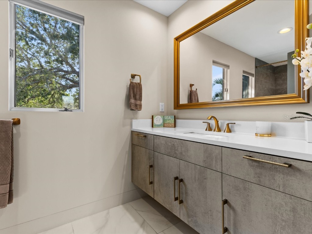 621 Belle Isle Avenue Belleair Beach FL 33786 TB8427550 image21