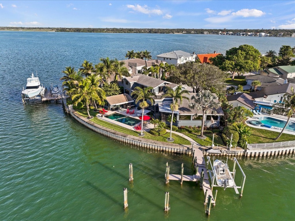 621 Belle Isle Avenue Belleair Beach FL 33786 TB8427550 image59