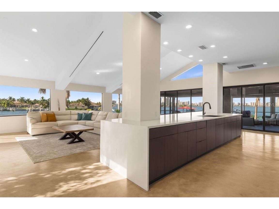 621 Belle Isle Avenue Belleair Beach FL 33786 TB8427550 image7