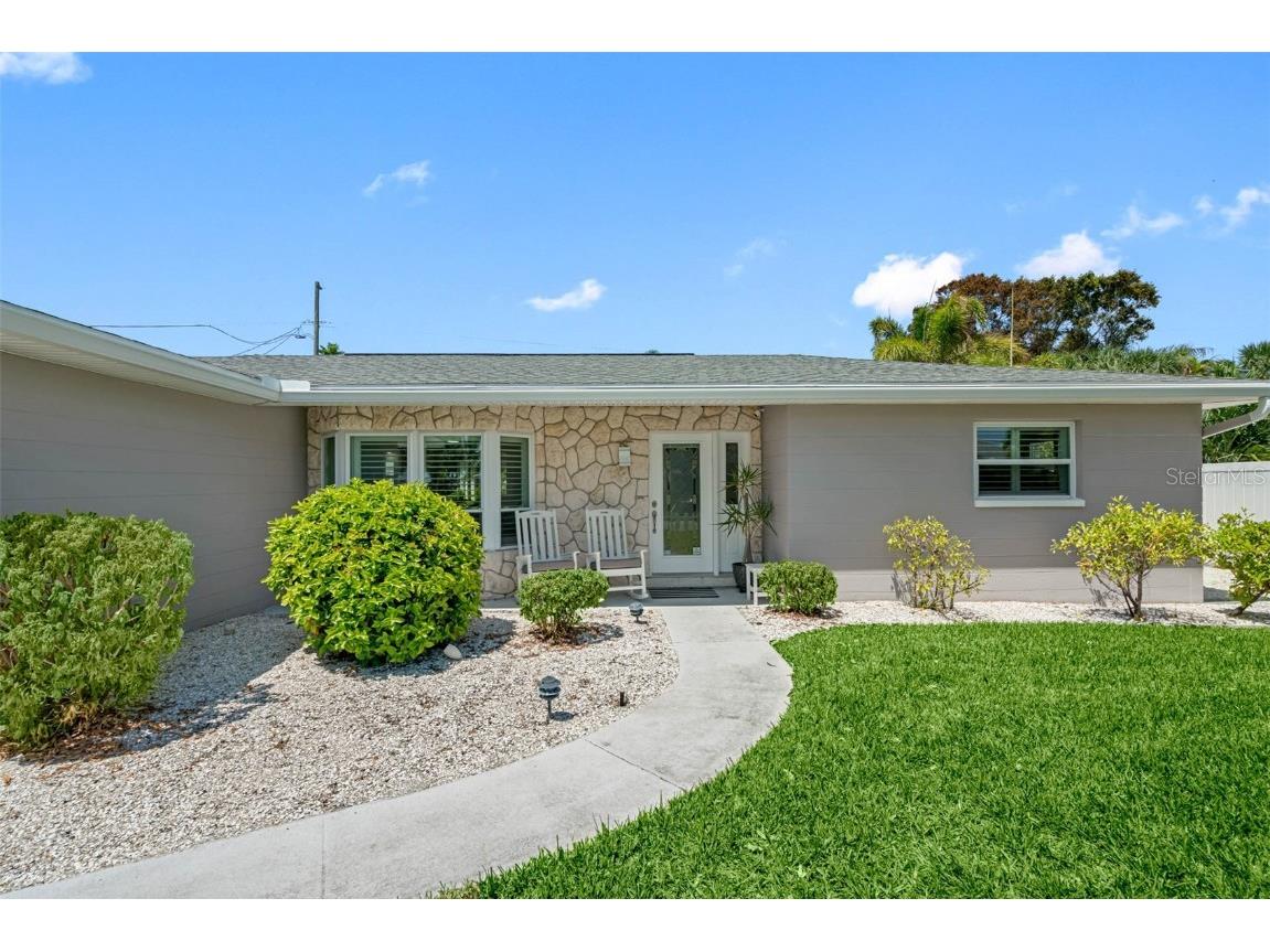 621 Boca Ciega Isle Drive Saint Pete Beach FL 33706 U8213303 image1