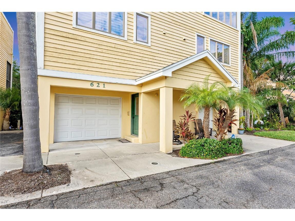 621 Cedars Court Longboat Key FL 34228 A4586602 image1