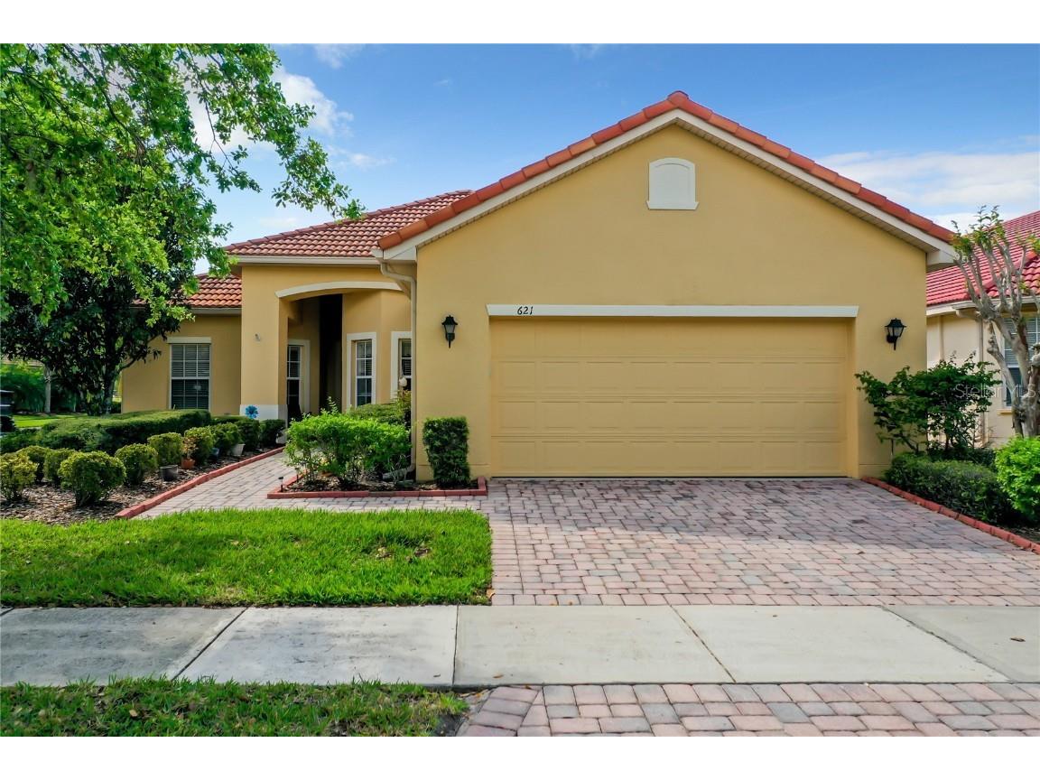 621 Coronado Drive Poinciana FL 34759 S5081744 image1