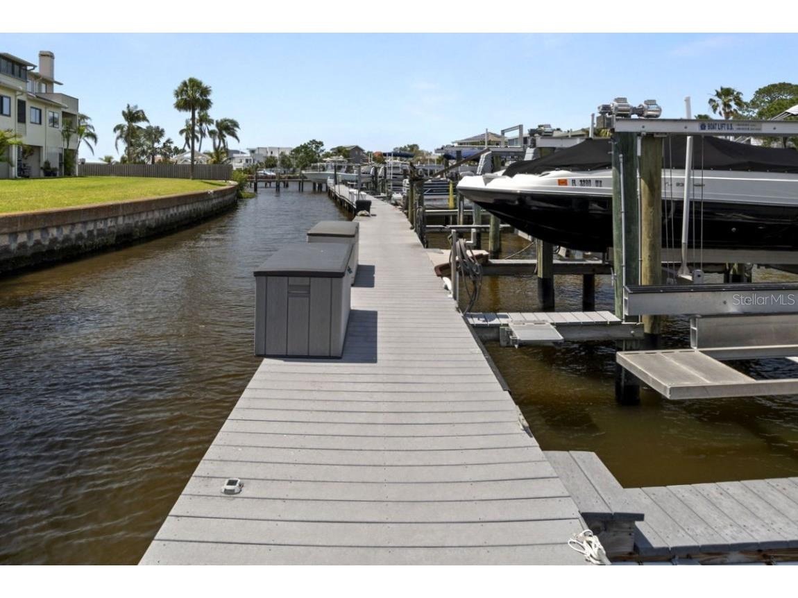 621 Duchess Boulevard Dunedin FL 34698 TB8458086 image40