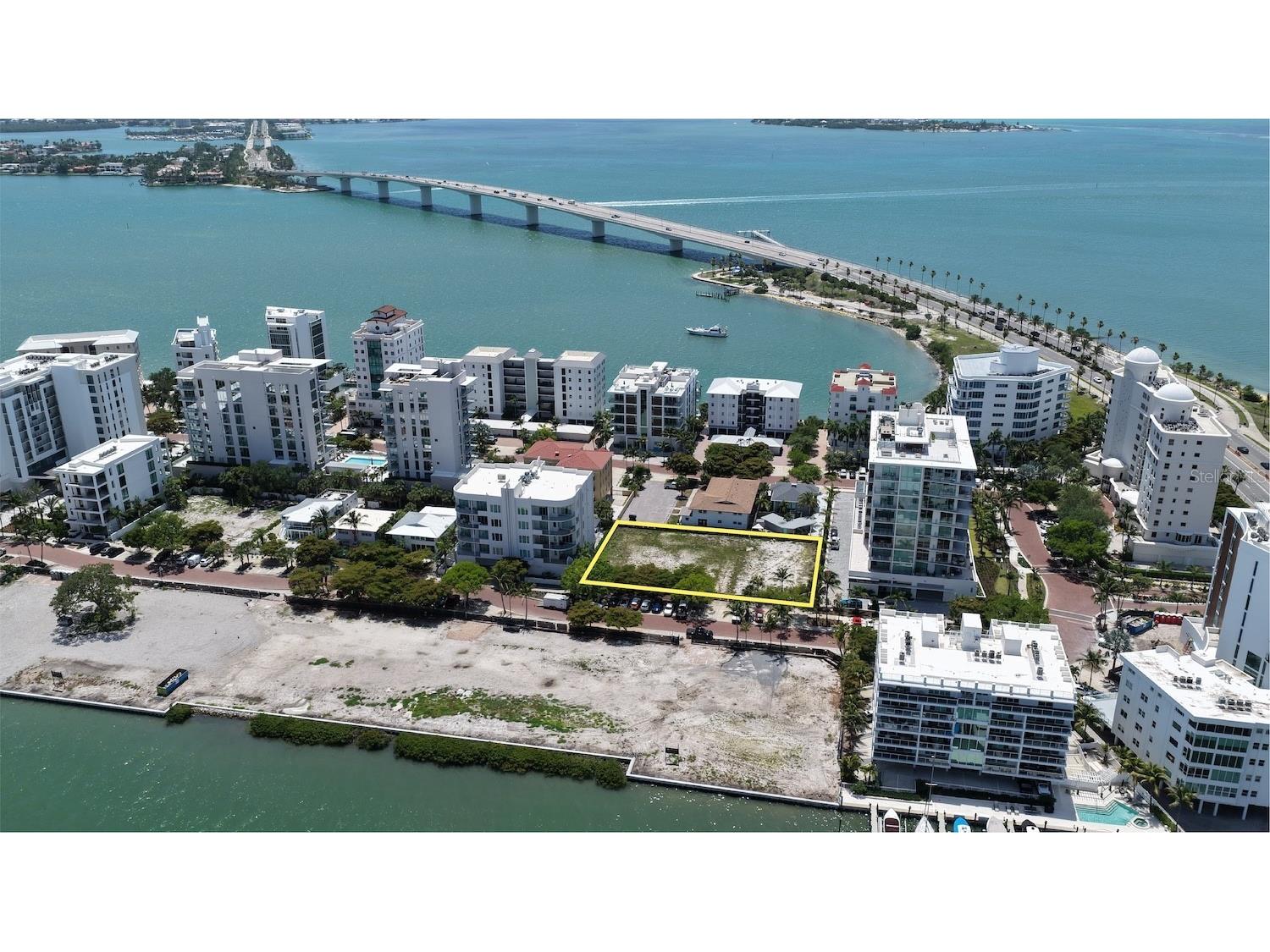 621 Golden Gate Point Sarasota FL 34236 A4694968 image11