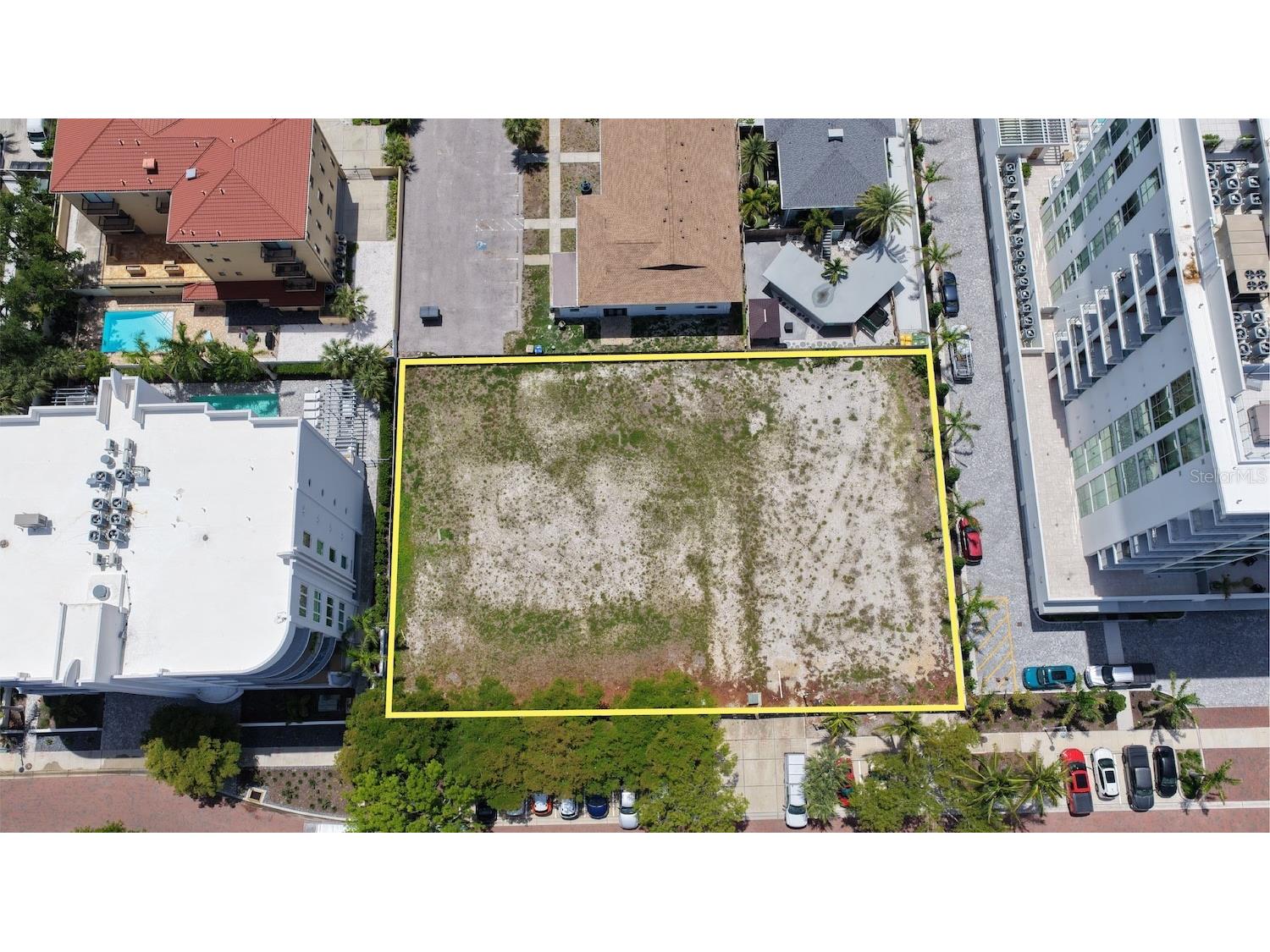 621 Golden Gate Point Sarasota FL 34236 A4694968 image13