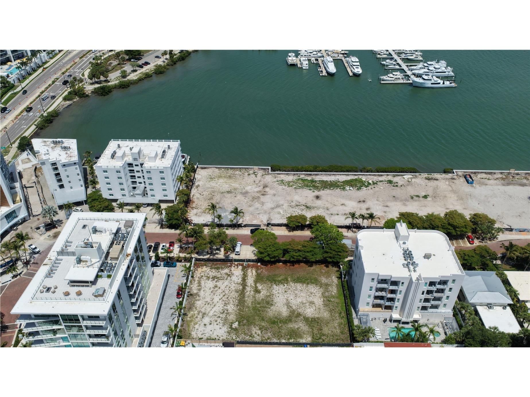 621 Golden Gate Point Sarasota FL 34236 A4694968 image16