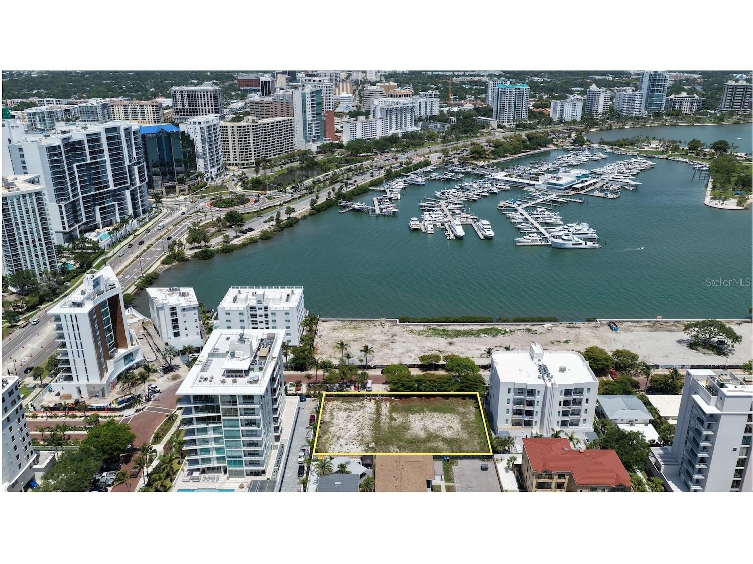 621 Golden Gate Point Sarasota FL 34236 A4694968 image18