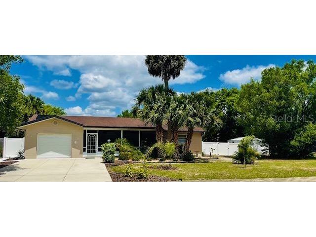 621 Lantern Lane Orange City FL 32763 V4933205 image1