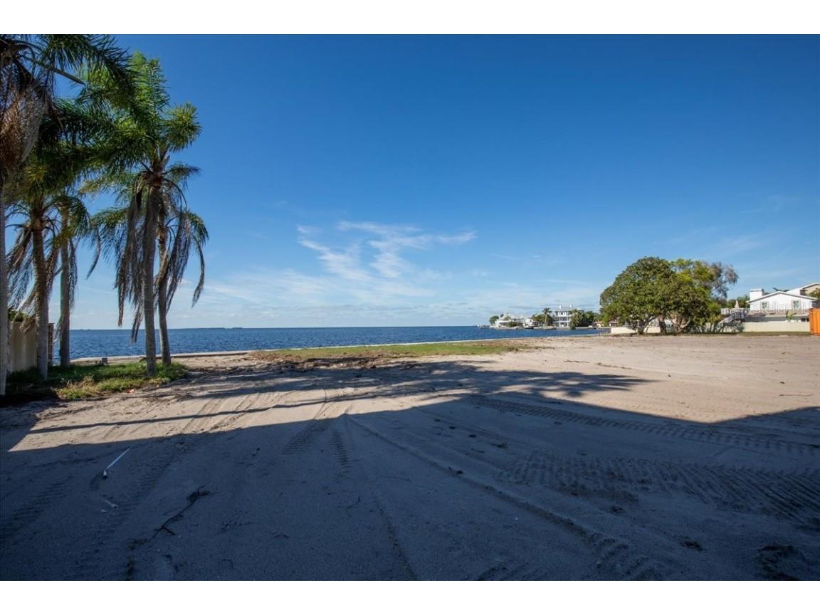 621 Mayo Street Crystal Beach FL 34681 - ST JOSEPH SOUND/GULF OF MEXICO U8221369 image6