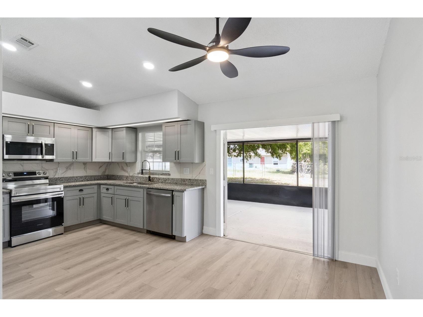 621 N Delmonte Court Poinciana FL 34758 O6400116 image7