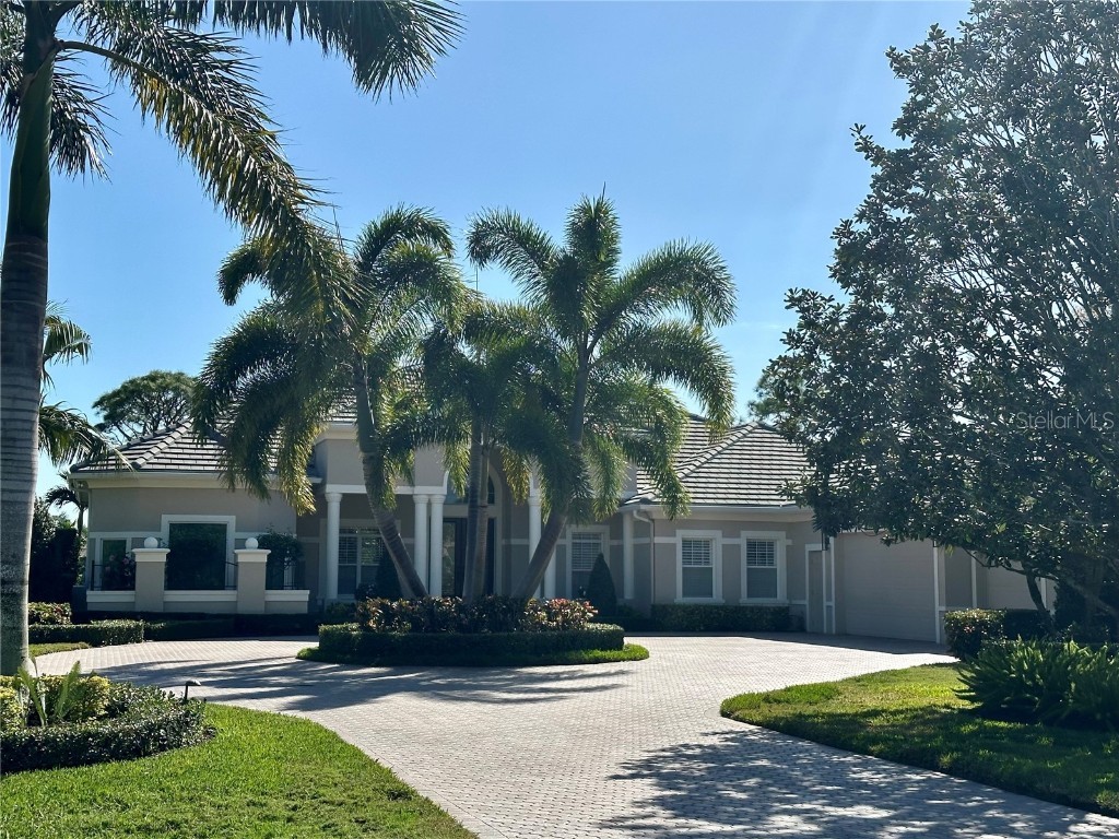 621 N Macewen Drive Osprey FL 34229 A4599336 image1