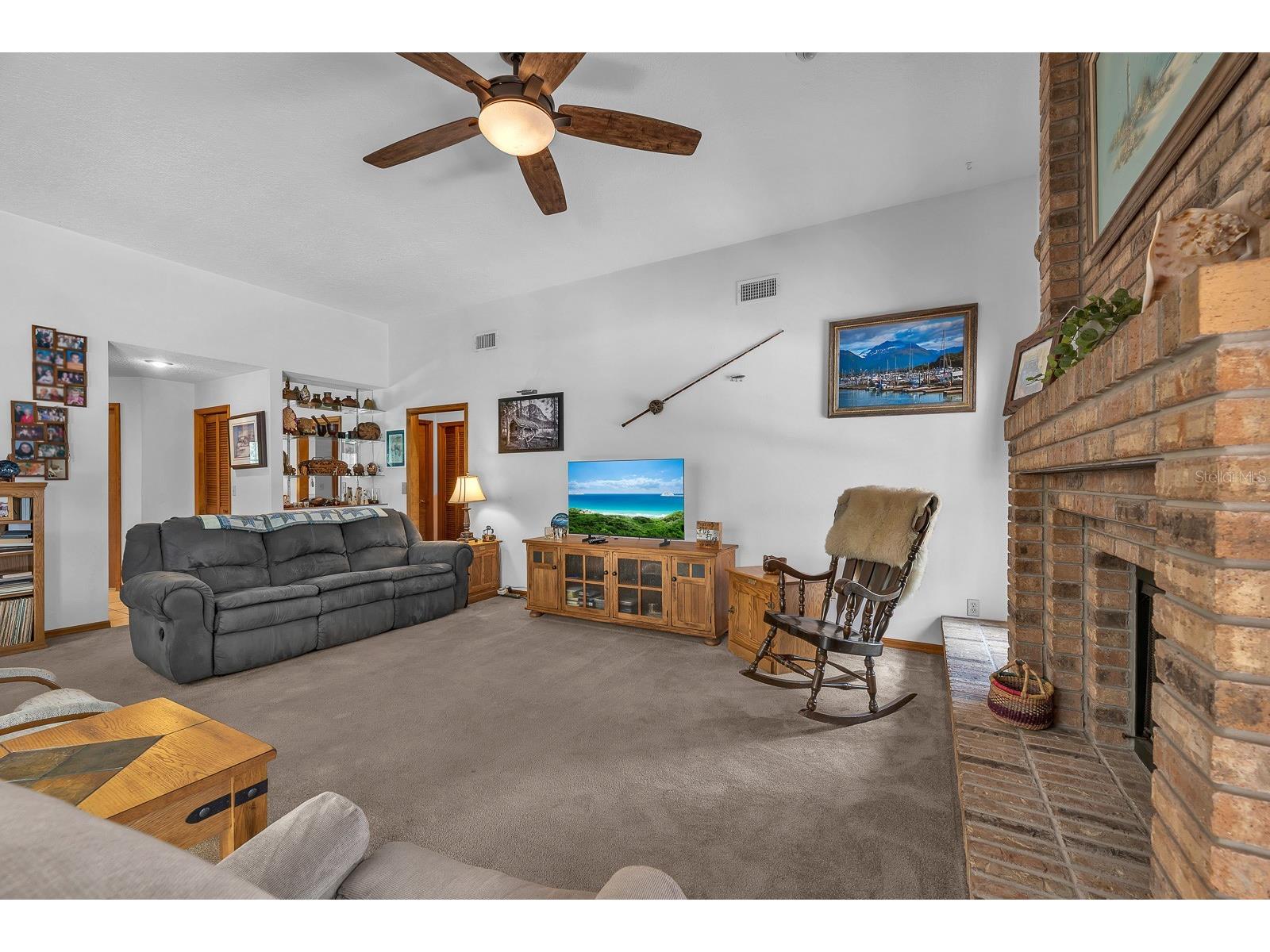621 Penn National Road Seffner FL 33584 TB8516898 image11