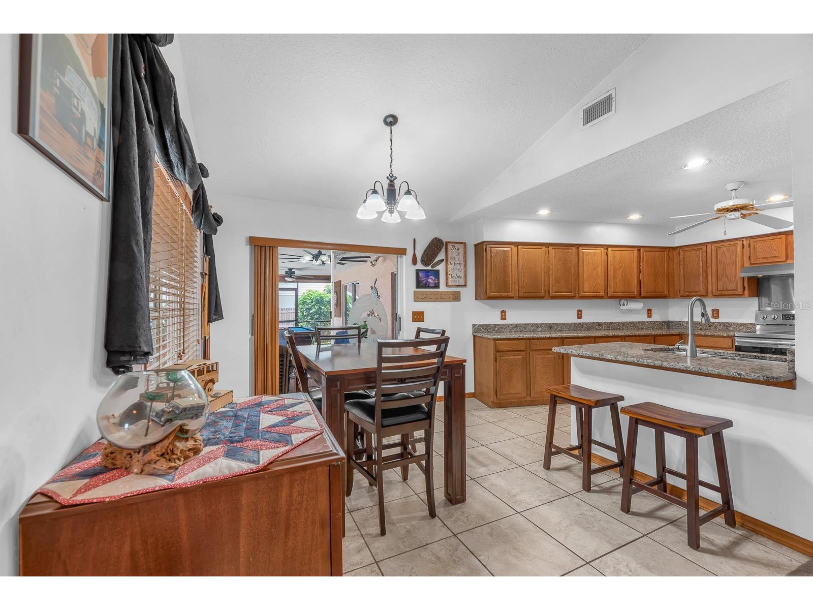 621 Penn National Road Seffner FL 33584 TB8516898 image17