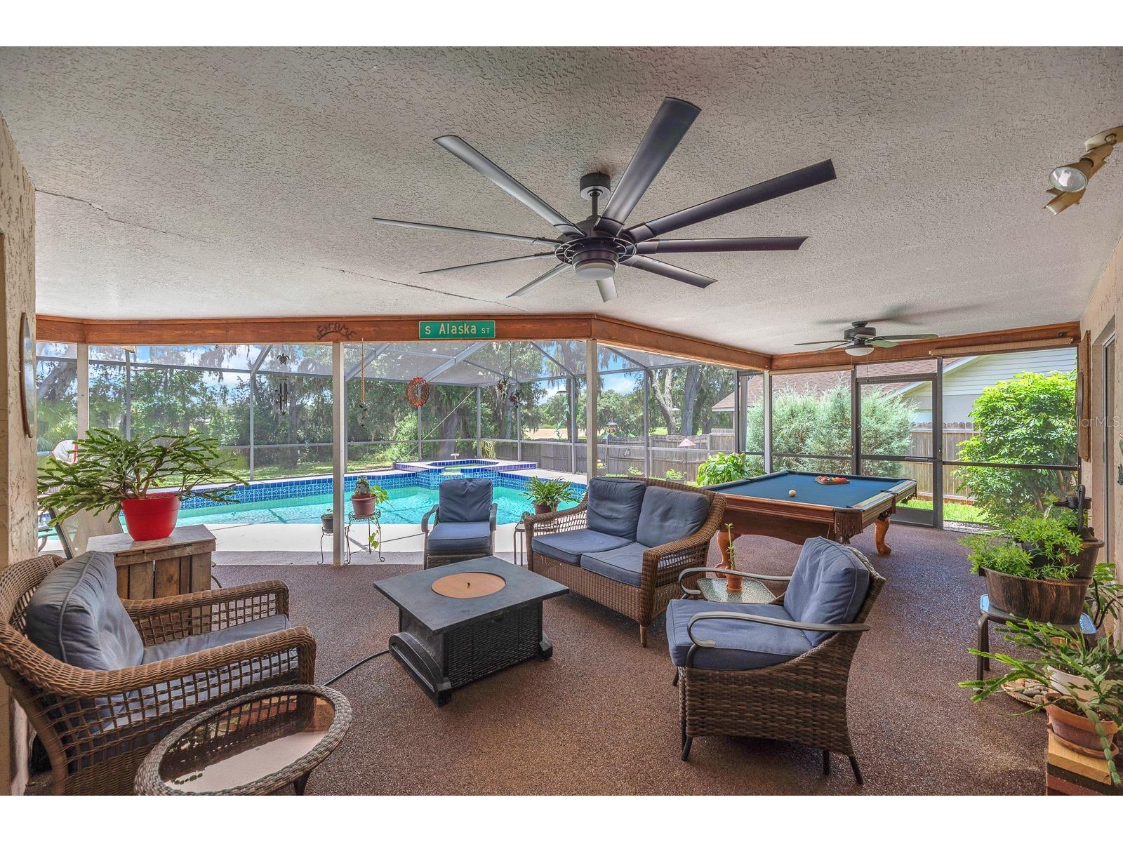 621 Penn National Road Seffner FL 33584 TB8516898 image30