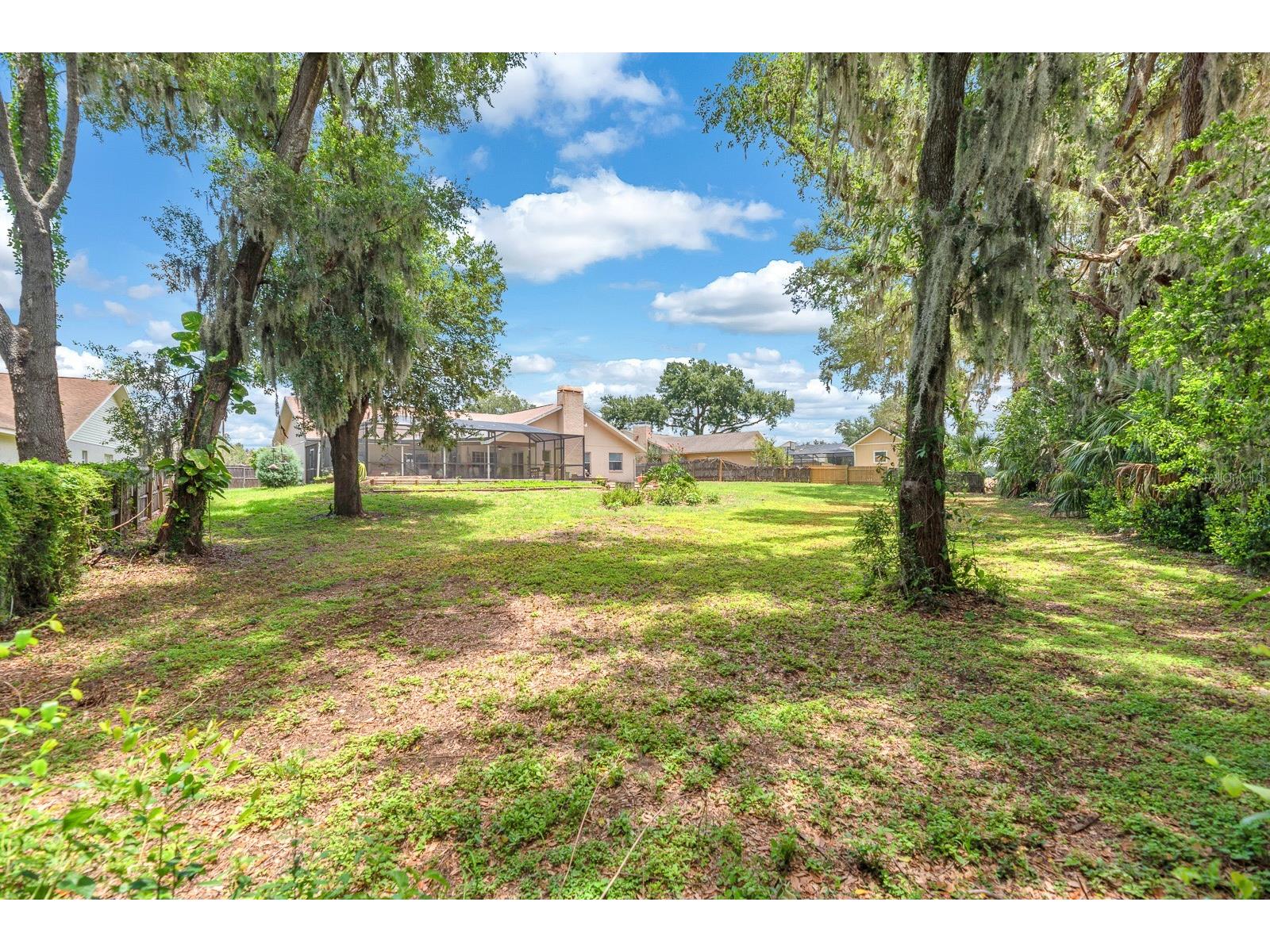 621 Penn National Road Seffner FL 33584 TB8516898 image33