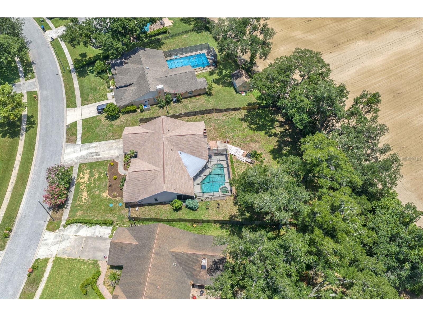 621 Penn National Road Seffner FL 33584 TB8516898 image38