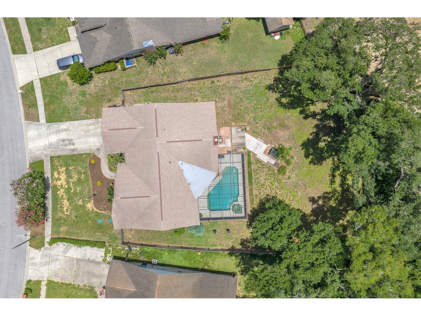 621 Penn National Road Seffner FL 33584 TB8516898 image39