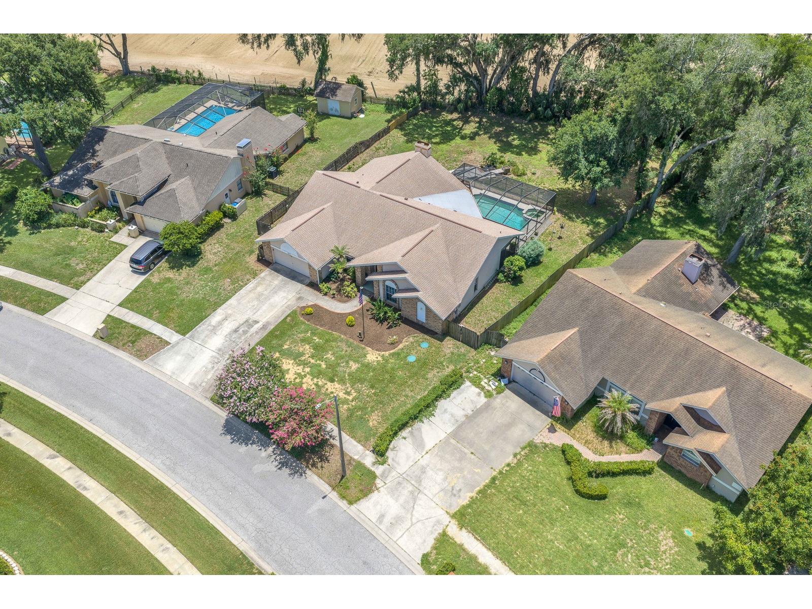 621 Penn National Road Seffner FL 33584 TB8516898 image40