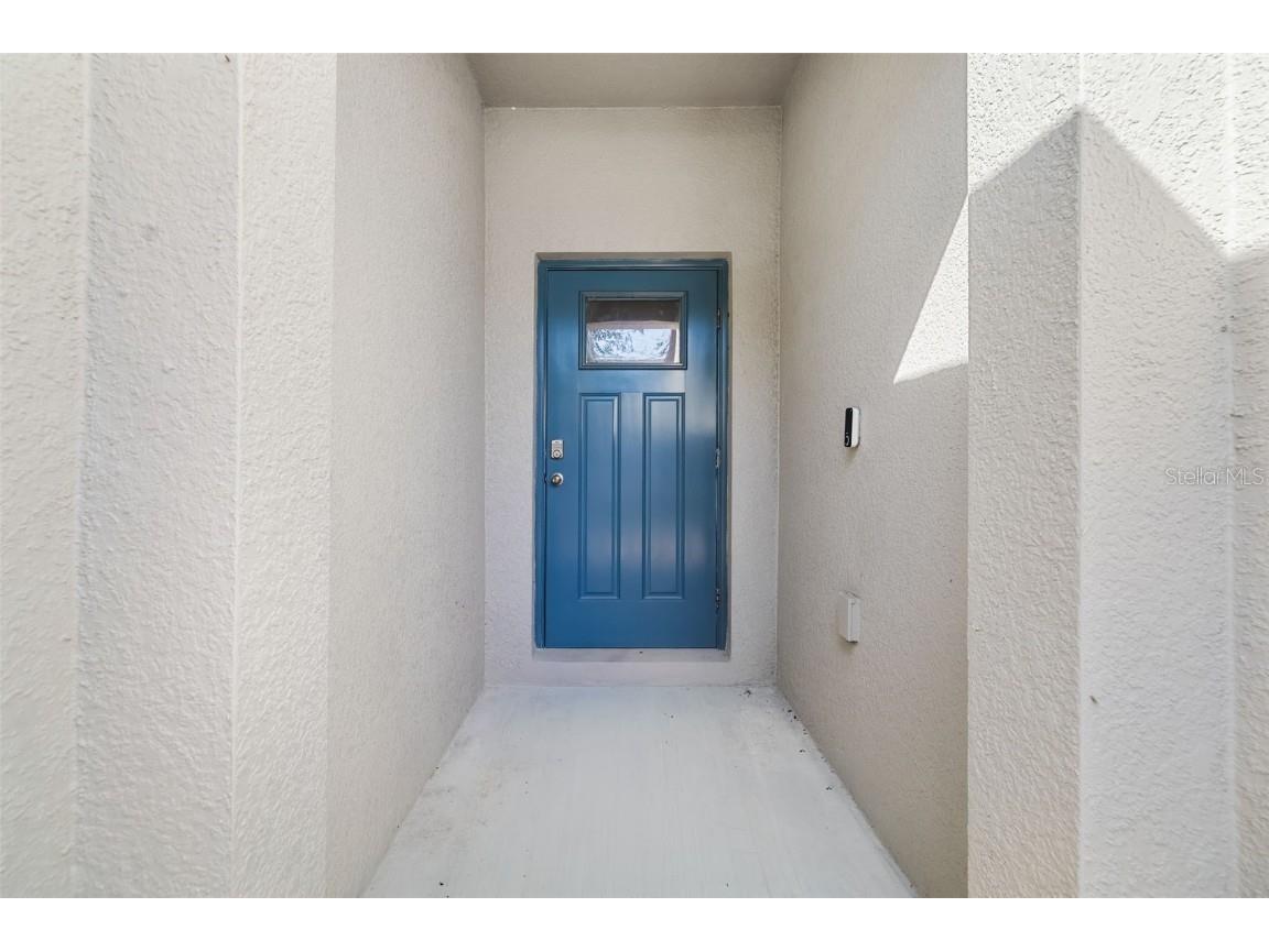 621 Royal Empress Drive Ruskin FL 33570 TB8445496 image2