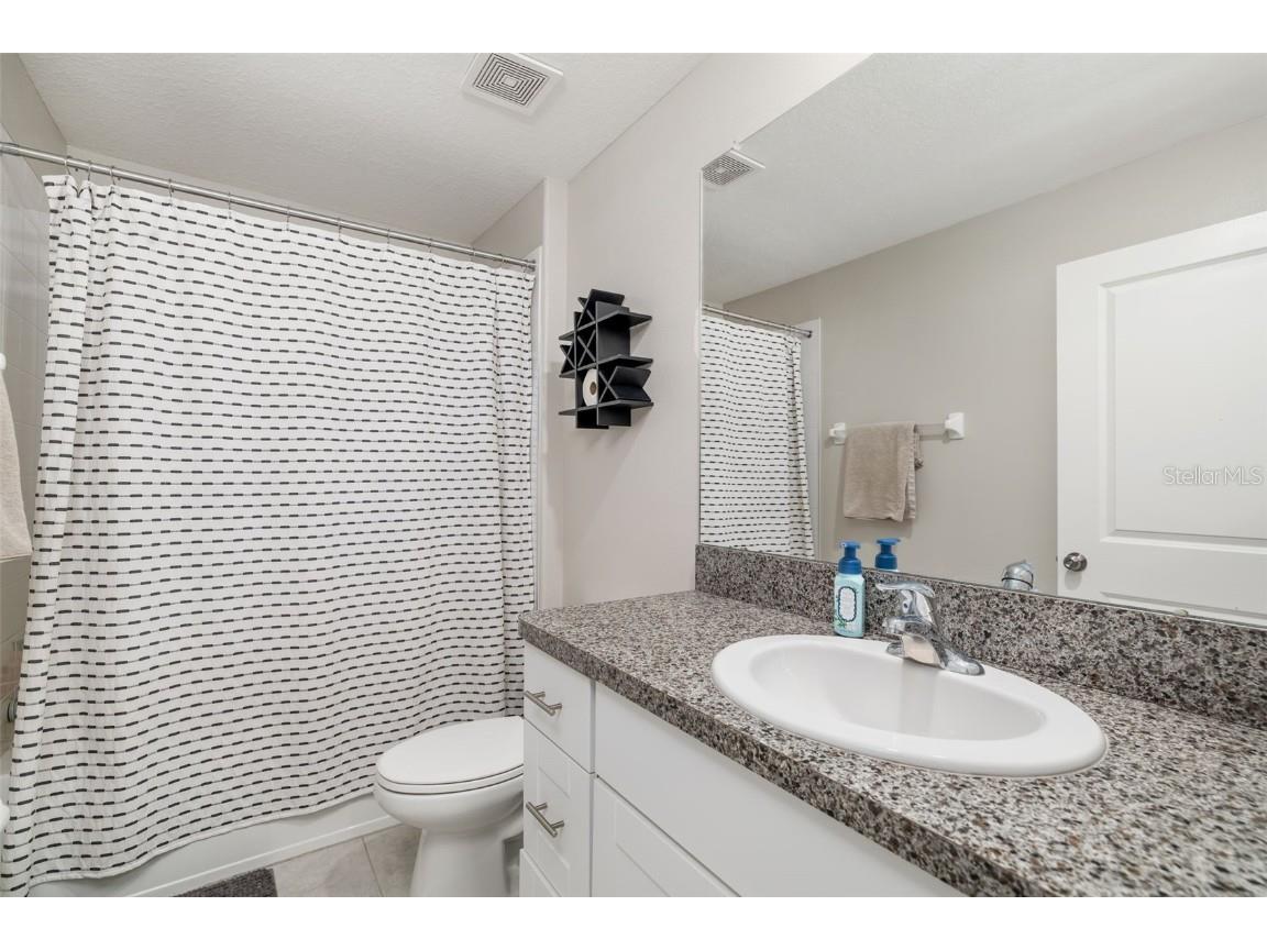 621 Royal Empress Drive Ruskin FL 33570 TB8445496 image36