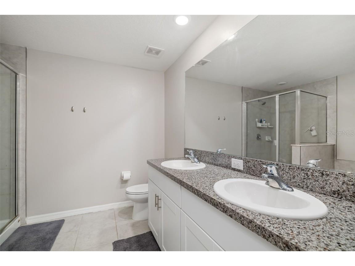 621 Royal Empress Drive Ruskin FL 33570 TB8445496 image37