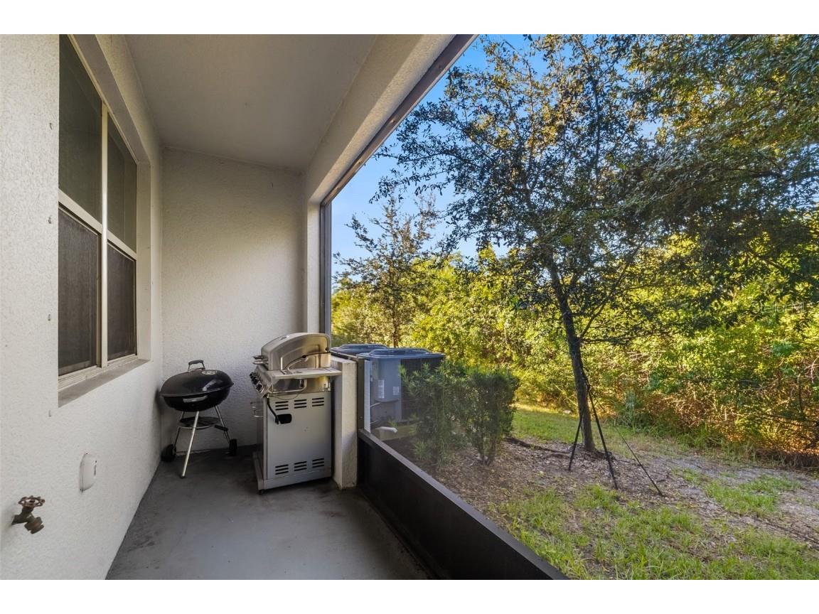 621 Royal Empress Drive Ruskin FL 33570 TB8445496 image4