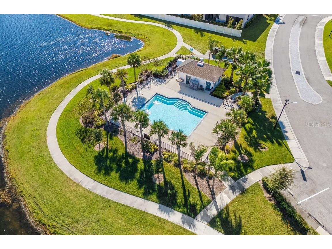 621 Royal Empress Drive Ruskin FL 33570 TB8445496 image8