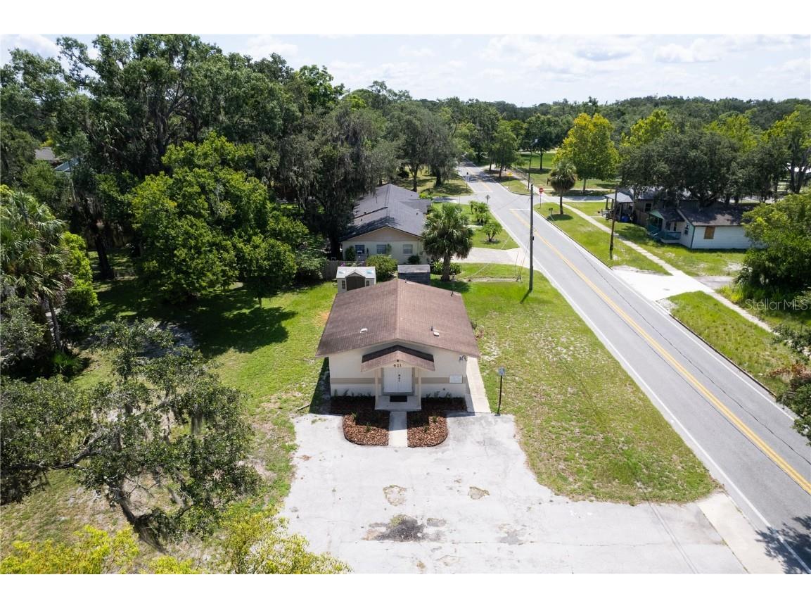 621 S Locust Avenue Sanford FL 32771 O6128646 image1