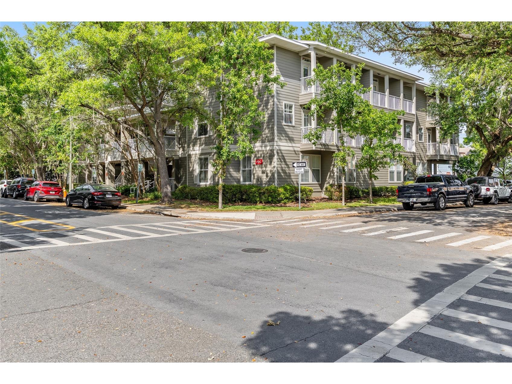 621 SW 10th Street #201 Gainesville FL 32601 GC539132 image31
