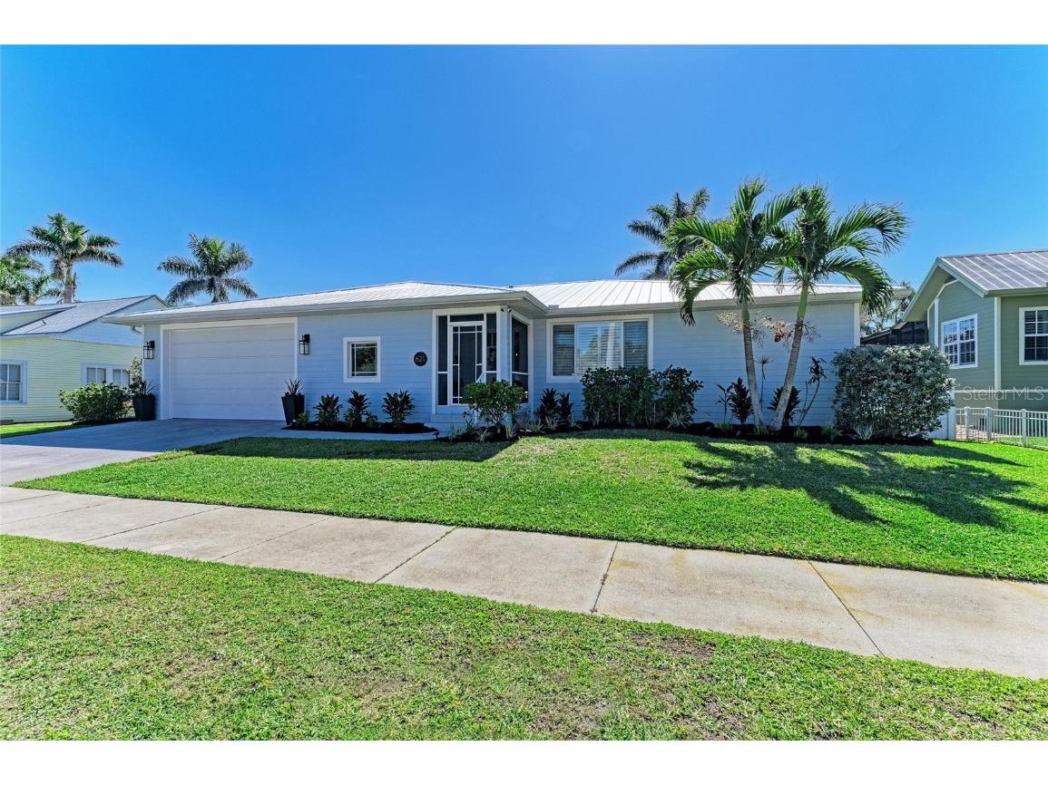 621 Trabue Avenue Punta Gorda FL 33950 C7515315 image1