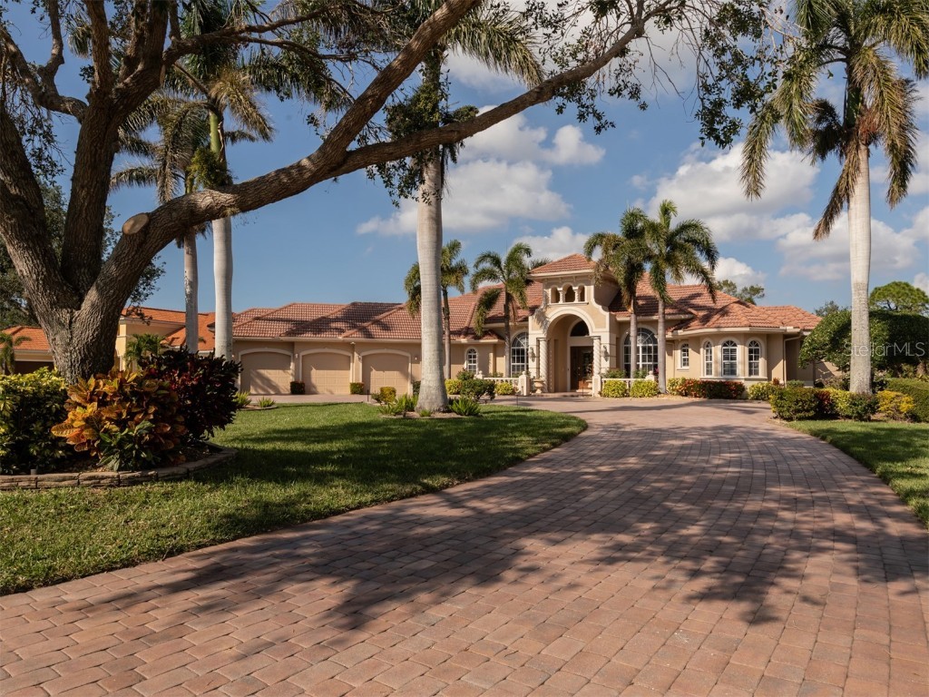 621 Vanderbilt Drive Nokomis FL 34275 N6124295 image1