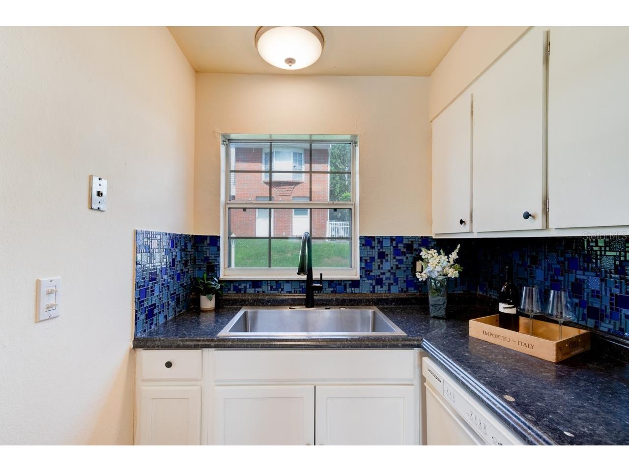 621 W Indiana Avenue #01 Deland FL 32720 V4950143 image3