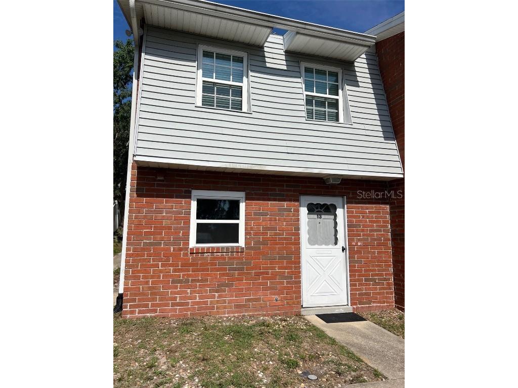 621 W Indiana Avenue #13 Deland FL 32720 V4943058 image1