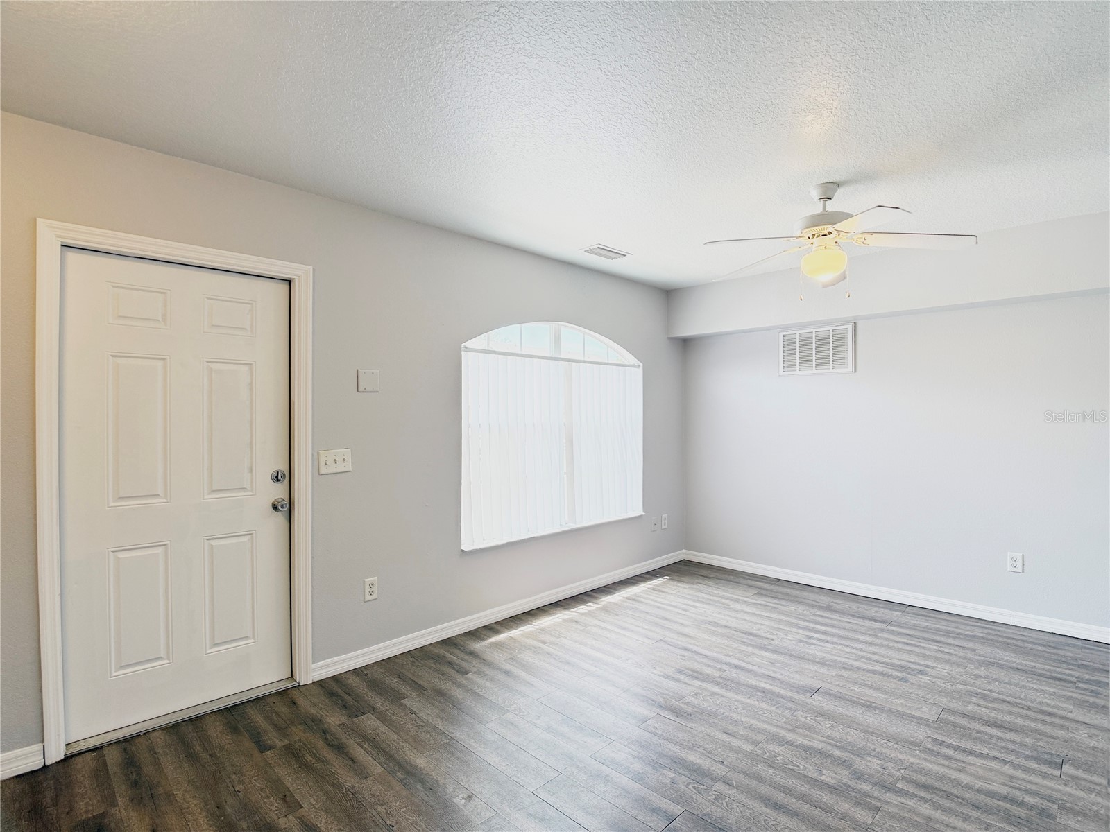 621 Washington Palm Loop #LOCKOUT Davenport FL 33897 O6407226 image4
