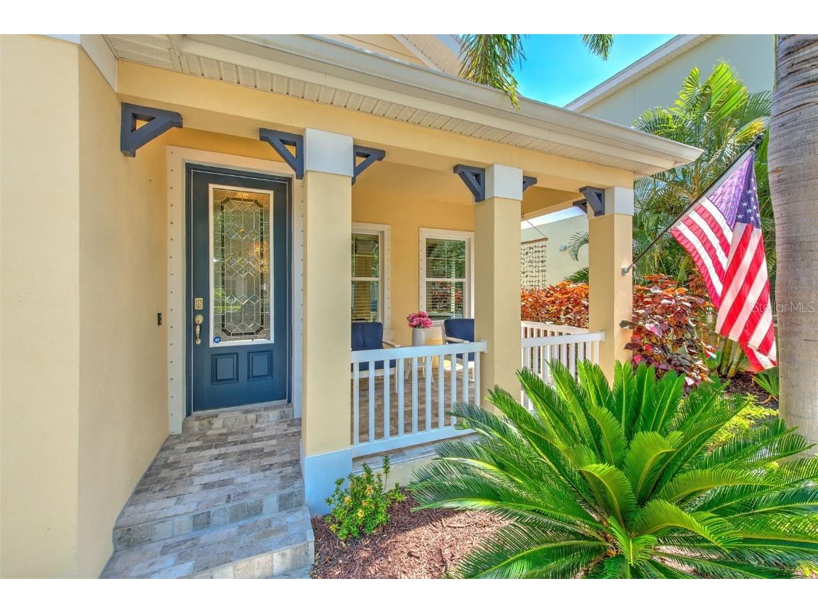 621 Winterside Drive Apollo Beach FL 33572 - TAMPA BAY TB8398979 image1